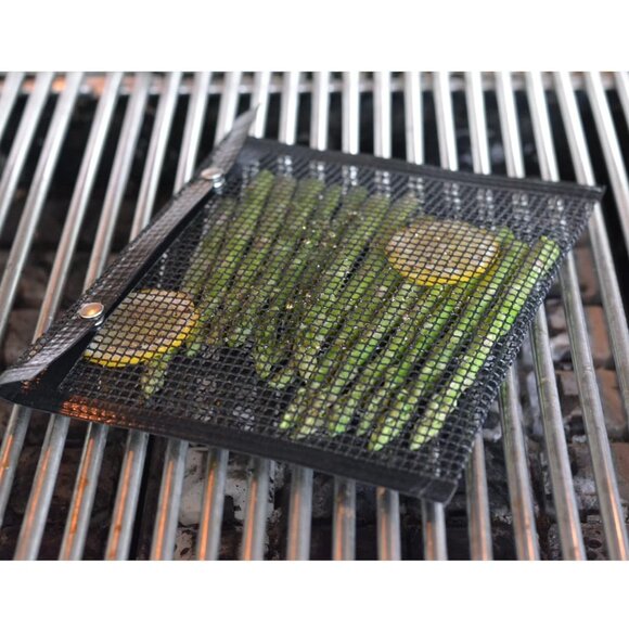 5 Pc BBQ Bundle: Grill Scraper; Grill Brush; OXO Tongs; Mesh Grill Bag; Oven Mit - Picture 6 of 9